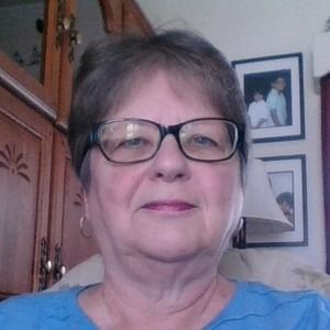 Meet your Posher, Phyllis